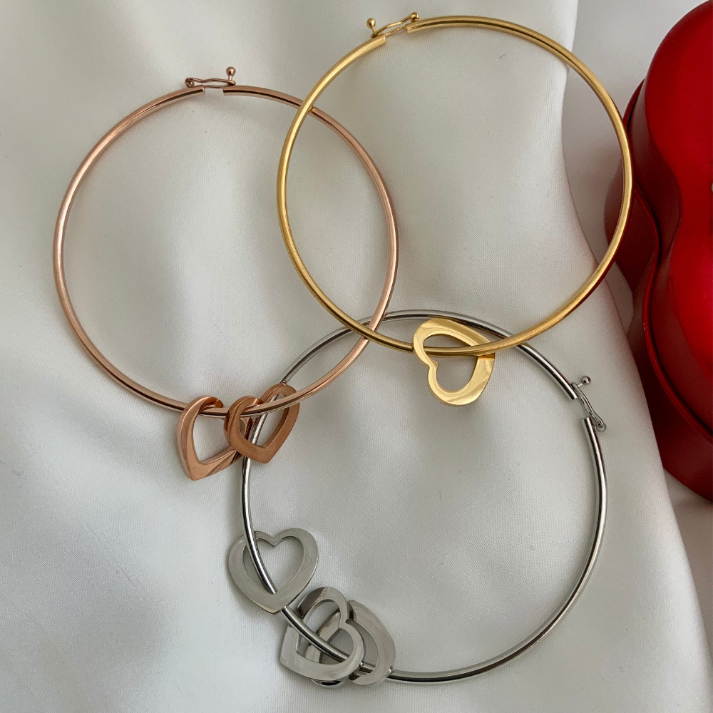 Heart charm Bangle